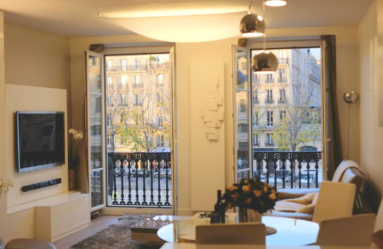 Two Bedroom Luxury Apartment - Balcony With View Of Notre Dame Paris Dış mekan fotoğraf
